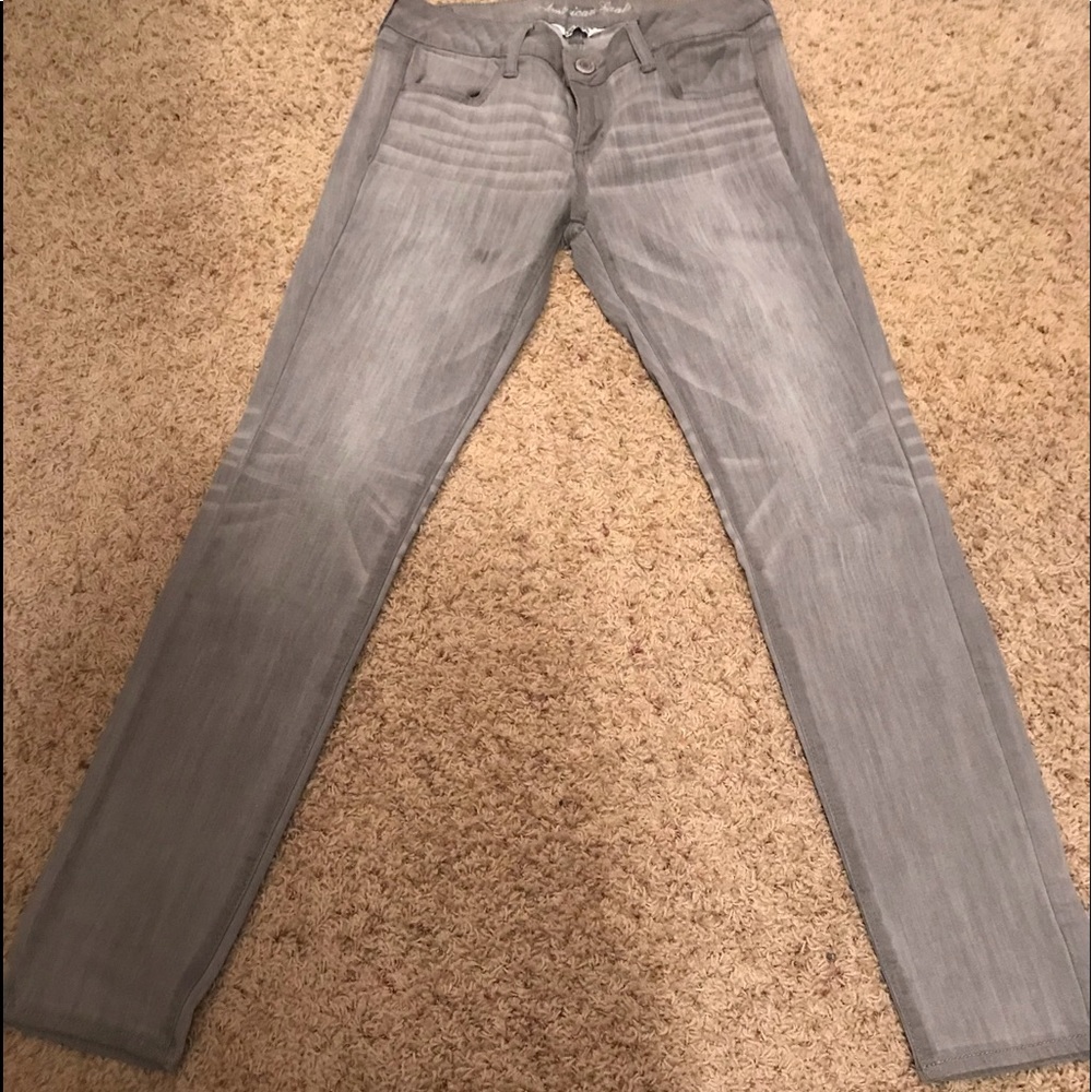 Women’s stretch jeans